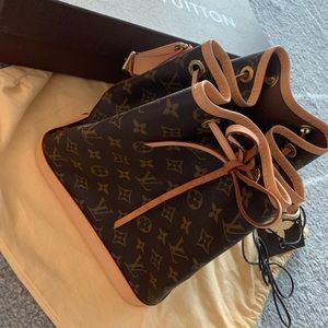 (SOLD) 💫Louis Vuitton Petit Noe💫